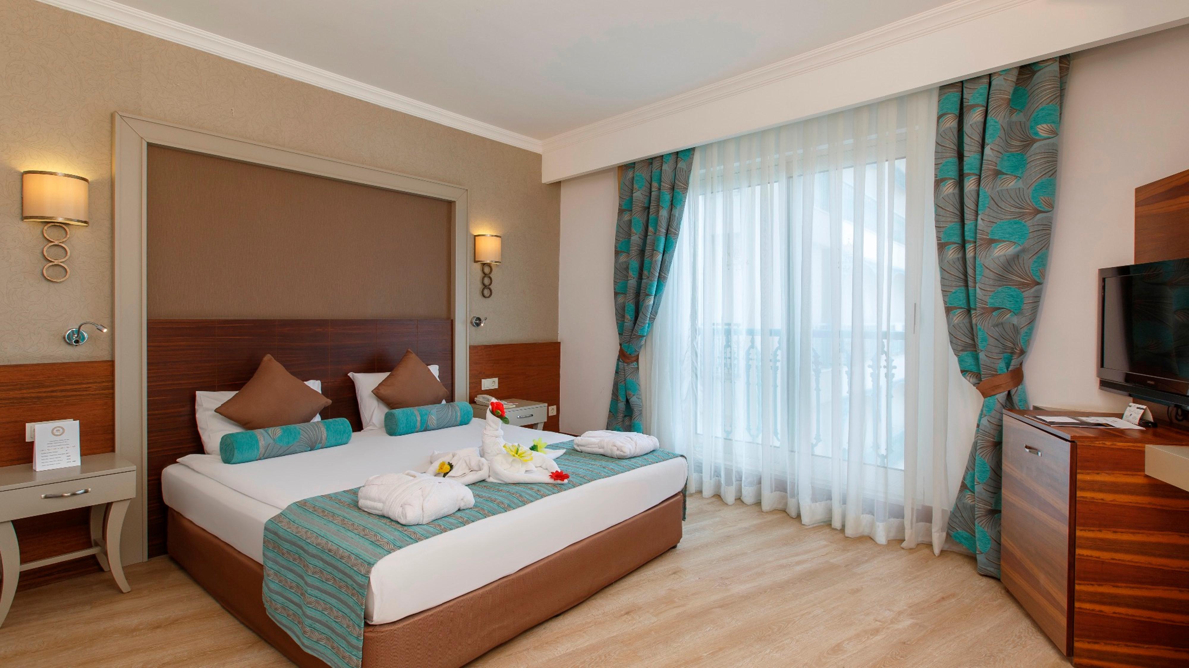 Side Crown Palace Ultra All Inclusive Екстериор снимка