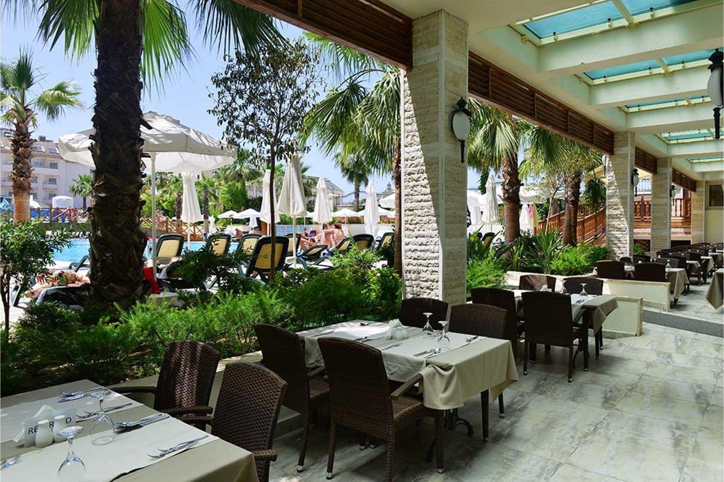 Side Crown Palace Ultra All Inclusive Екстериор снимка