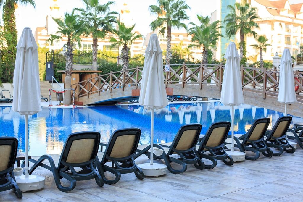 Side Crown Palace Ultra All Inclusive Екстериор снимка